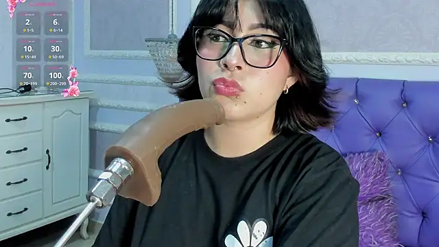 Lily Martinez online show from February 2026 06:51:02 AM