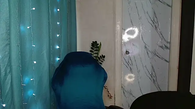 Snapshot of u_mistress_Anna chatting on January 2025 08:52:01 AM u mistress Anna online show from January 2025 08:52:01 AM