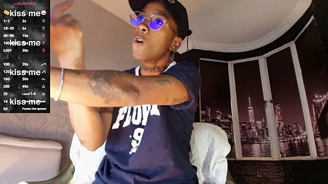 JhonyMiller  online show from March 2025 07:40:01 PM