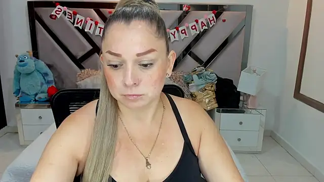 Snapshot of natalia5560 chatting on September 2025 01:03:01 PM natalia5560 online show from September 2025 01:03:01 PM