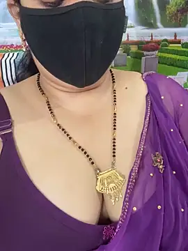 FlatVincy4 online show from October 2025 04:51:02 PM