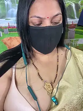 FlatVincy4 online show from October 2025 04:03:02 PM