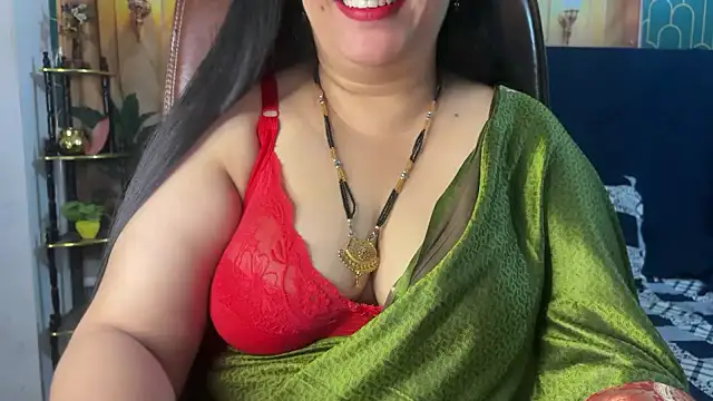 FlatVincy4 online show from April 2026 03:51:01 AM