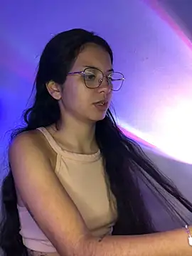 Snapshot of Rosita_forever_ chatting on February 2025 01:11:01 PM Rosita forever online show from February 2025 01:11:01 PM
