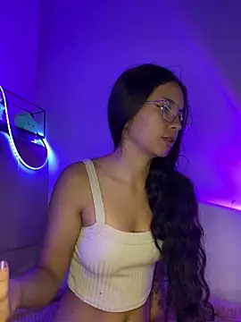 Snapshot of Rosita_forever_ chatting on February 2025 04:02:01 PM Rosita forever online show from February 2025 04:02:01 PM