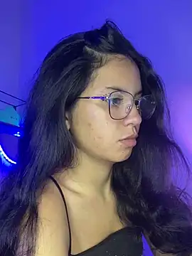 Snapshot of Rosita_forever_ chatting on February 2025 04:17:02 PM Rosita forever online show from February 2025 04:17:02 PM