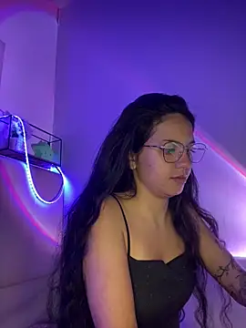 Snapshot of Rosita_forever_ chatting on February 2025 01:34:01 AM Rosita forever online show from February 2025 01:34:01 AM
