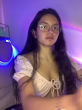 Snapshot of Rosita_forever_ chatting on February 2025 10:09:02 PM Rosita forever online show from February 2025 10:09:02 PM