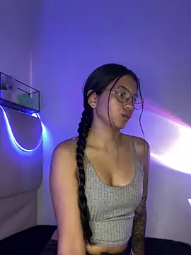 Snapshot of Rosita_forever_ chatting on February 2025 03:29:01 PM Rosita forever online show from February 2025 03:29:01 PM