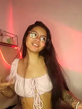 Snapshot of Rosita_forever_ chatting on March 2025 02:15:02 PM Rosita forever online show from March 2025 02:15:02 PM