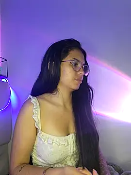 Snapshot of Rosita_forever_ chatting on March 2025 10:11:01 AM Rosita forever online show from March 2025 10:11:01 AM
