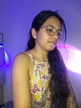 Snapshot of Rosita_forever_ chatting on March 2025 08:59:01 PM Rosita forever online show from March 2025 08:59:01 PM