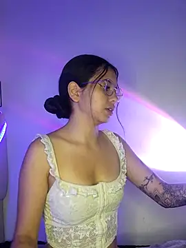 Snapshot of Rosita_forever_ chatting on March 2025 03:30:02 PM Rosita forever online show from March 2025 03:30:02 PM