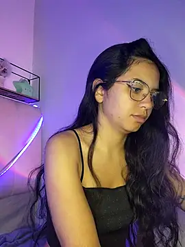 Snapshot of Rosita_forever_ chatting on March 2025 06:01:02 PM Rosita forever online show from March 2025 06:01:02 PM