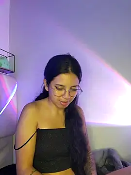 Snapshot of Rosita_forever_ chatting on March 2025 03:15:01 AM Rosita forever online show from March 2025 03:15:01 AM