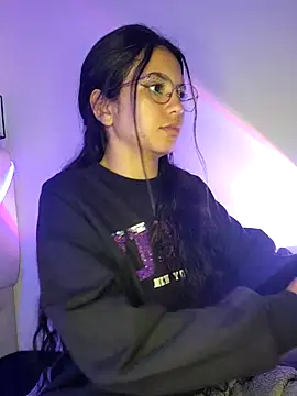Snapshot of Rosita_forever_ chatting on March 2025 06:21:02 AM Rosita forever online show from March 2025 06:21:02 AM