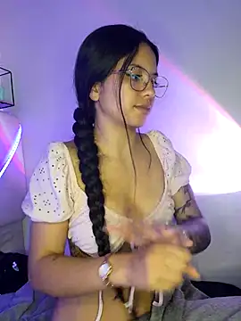 Snapshot of Rosita_forever_ chatting on March 2025 03:27:01 PM Rosita forever online show from March 2025 03:27:01 PM