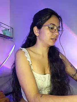 Snapshot of Rosita_forever_ chatting on March 2025 09:46:02 PM Rosita forever online show from March 2025 09:46:02 PM