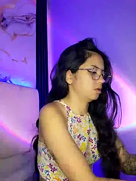 Snapshot of Rosita_forever_ chatting on March 2025 01:08:02 PM Rosita forever online show from March 2025 01:08:02 PM