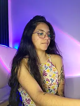 Snapshot of Rosita_forever_ chatting on March 2025 07:20:02 PM Rosita forever online show from March 2025 07:20:02 PM