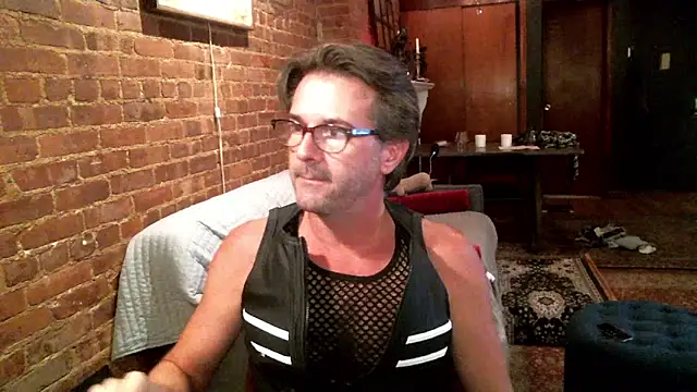 Johnny Bottoms online show from October 2025 10:34:02 PM