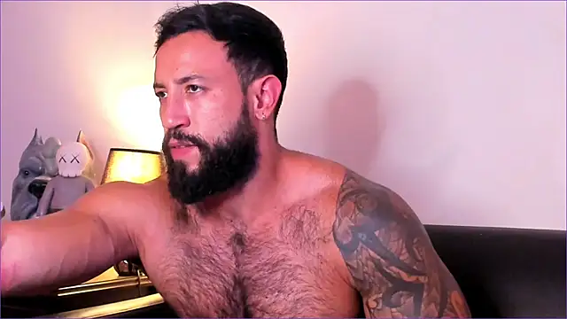 BradLeon  online show from November 2025 06:40:01 PM