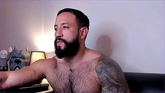 BradLeon  online show from December 2025 08:36:02 PM