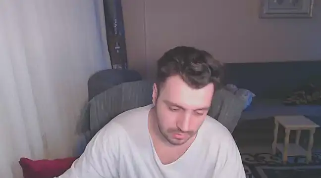 handsomeee04 online show from March 2025 09:14:02 PM