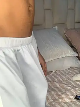 Boy cock18 online show from February 2025 11:02:02 PM