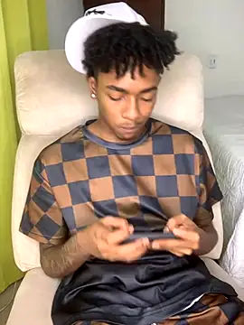 Boy cock18 online show from October 2025 07:16:01 AM