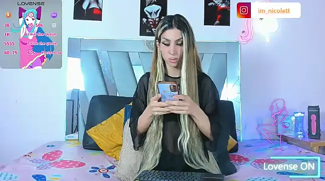 supradoll online show from February 2025 06:48:02 PM