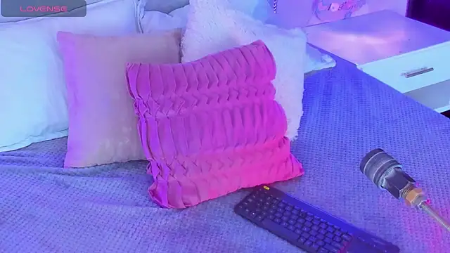 Iliy   online show from February 2025 02:46:01 PM