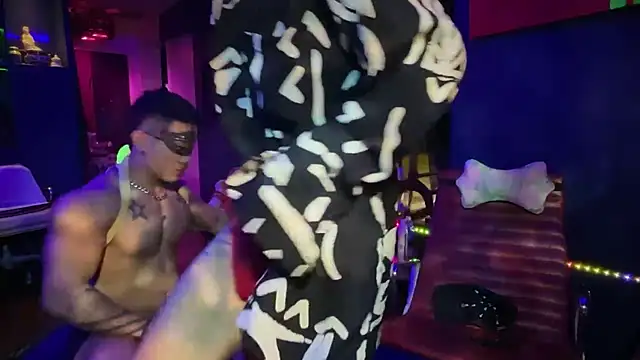 Snapshot of ArabianAsian chatting on September 2025 08:31:01 PM ArabianAsian online show from September 2025 08:31:01 PM