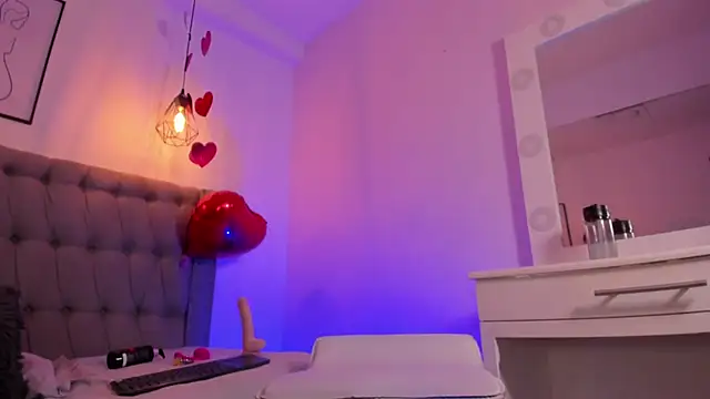 Snapshot of GysellHanson chatting on February 2025 03:16:01 PM GysellHanson online show from February 2025 03:16:01 PM