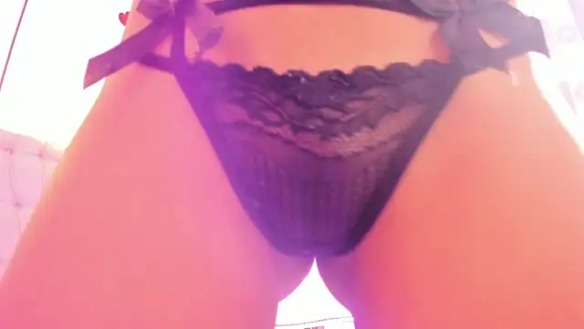 Snapshot of GysellHanson chatting on February 2025 11:31:02 AM GysellHanson online show from February 2025 11:31:02 AM