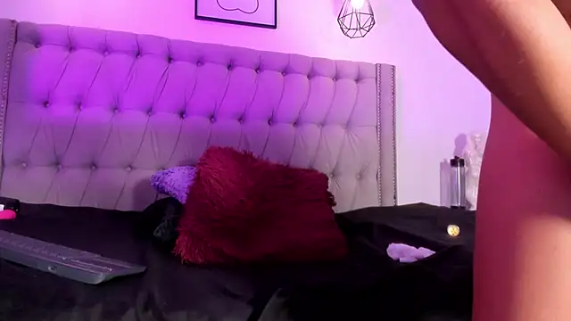 Snapshot of GysellHanson chatting on March 2025 02:32:01 PM GysellHanson online show from March 2025 02:32:01 PM