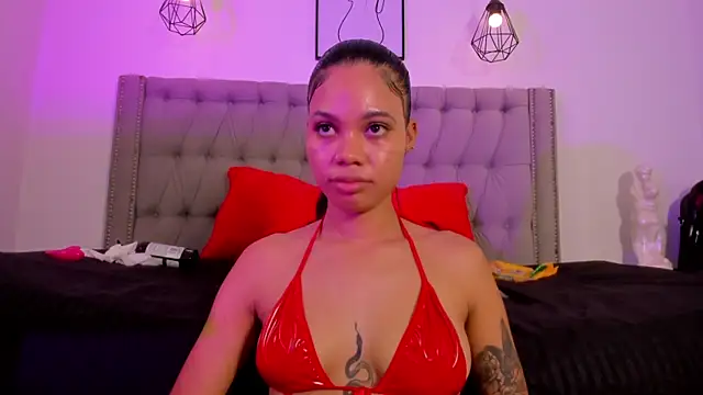 Snapshot of GysellHanson chatting on March 2025 04:51:02 PM GysellHanson online show from March 2025 04:51:02 PM