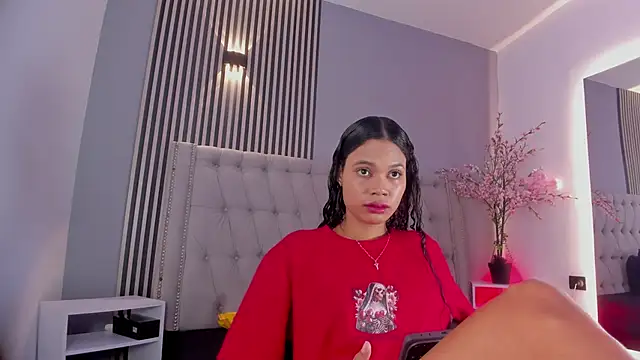 Snapshot of GysellHanson chatting on September 2025 11:21:01 AM GysellHanson online show from September 2025 11:21:01 AM