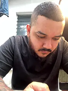 El Titan1998 online show from January 2026 03:28:01 PM