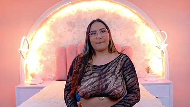 MiaLaurents online show from November 2025 04:22:02 AM