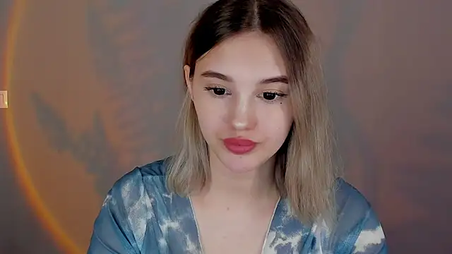 Snapshot of AngelicaKleee chatting on January 2025 07:00:01 AM AngelicaKleee online show from January 2025 07:00:01 AM