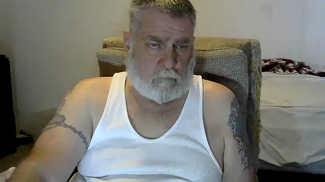 viejo oso online show from February 2026 05:47:02 PM