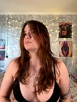 Sabrina shells online show from November 2025 10:04:02 AM