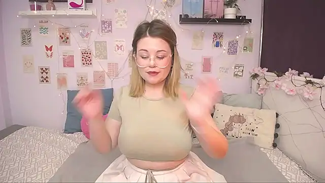 Snapshot of TessPleasure chatting on January 2025 09:55:01 AM TessPleasure online show from January 2025 09:55:01 AM