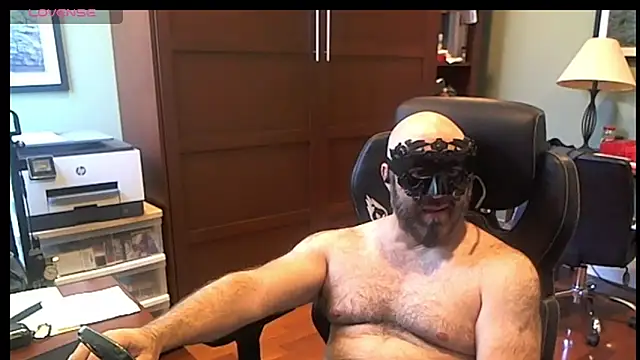 Snapshot of geronimo_431 chatting on May 2026 04:12:02 PM geronimo 431 online show from May 2026 04:12:02 PM