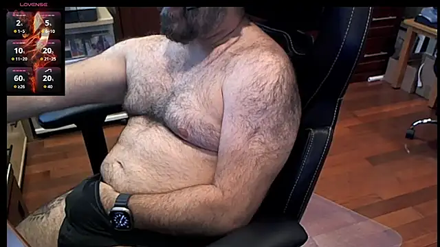 Snapshot of geronimo_431 chatting on May 2026 04:36:02 PM geronimo 431 online show from May 2026 04:36:02 PM