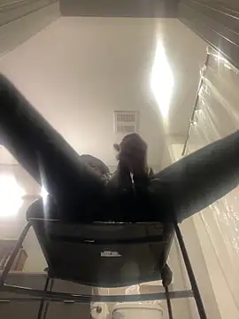 Snapshot of RicanDick4u chatting on December 2025 04:43:02 AM RicanDick4u online show from December 2025 04:43:02 AM