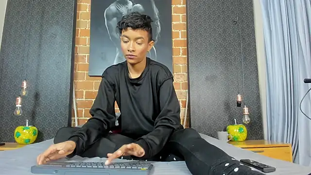 AntonAndSofii online show from January 2025 05:26:02 AM