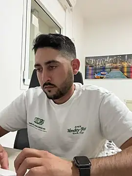 Snapshot of luffykingofpirets chatting on January 2025 07:21:02 PM luffykingofpirets online show from January 2025 07:21:02 PM