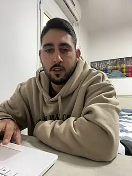 Snapshot of luffykingofpirets chatting on February 2025 11:21:02 AM luffykingofpirets online show from February 2025 11:21:02 AM